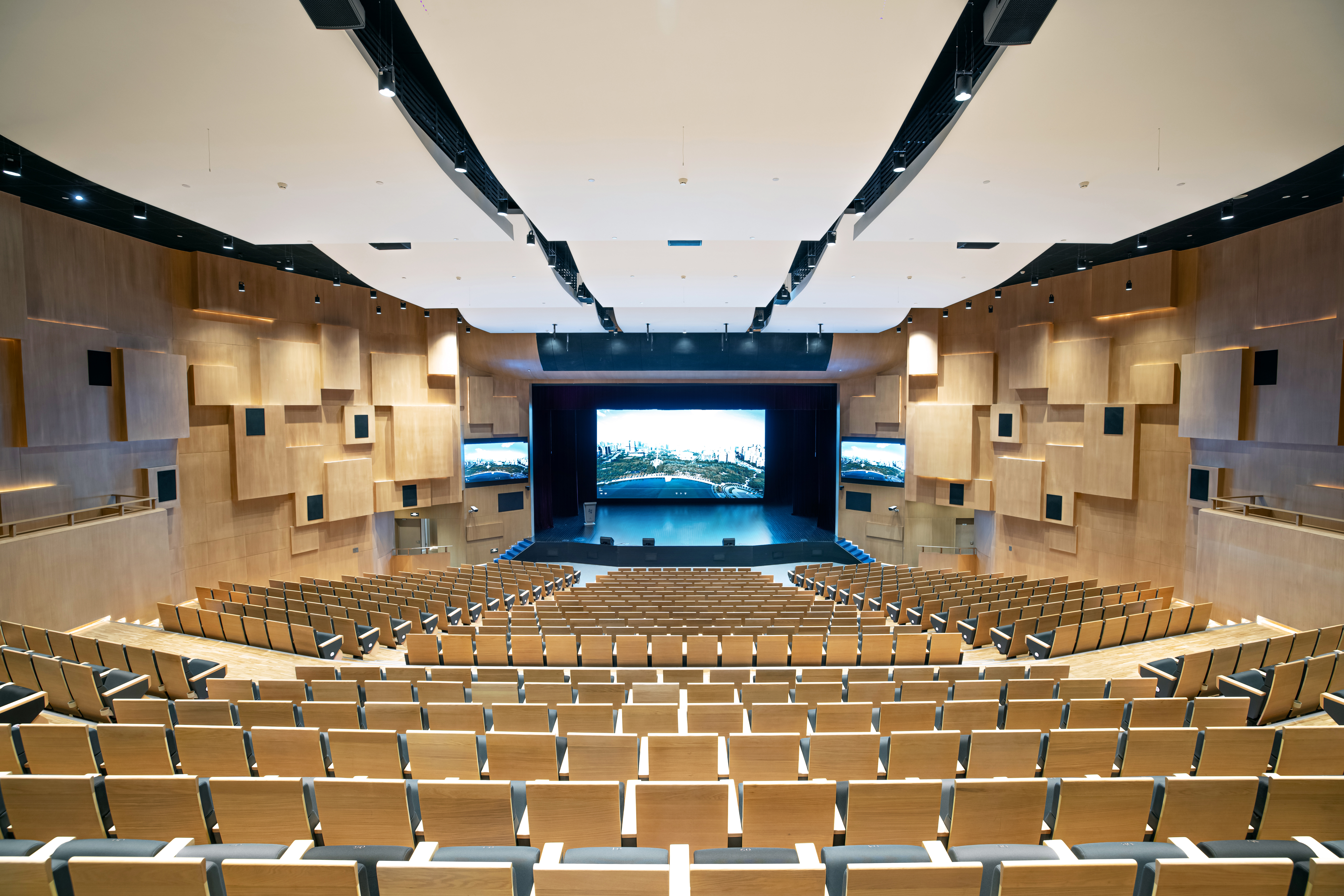 1642047796594059589.jpg 1642047796594059589.jpg