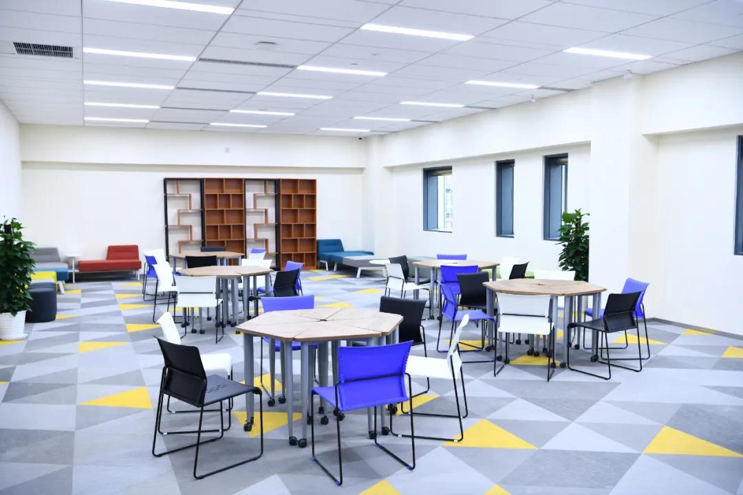 1623912845910070843.jpg 1623912845910070843.jpg